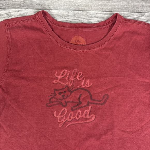 Life Is Good Tops - Life Is Good Cat Classic Fit Short Sleeve Tee Shirt Burnt Red sz S